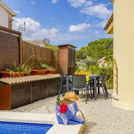 Quart Villa *